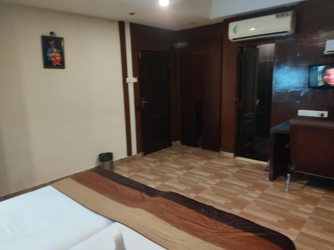 Hotel Ambassador Chocolate Inn Kalyani 外观 照片
